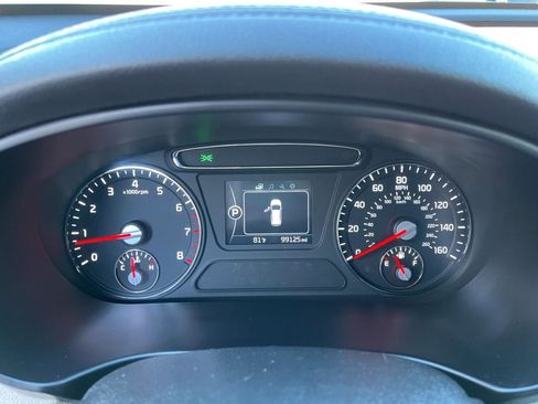 Used 2016 Kia Sorento LX w/ LX Convenience Package image 24