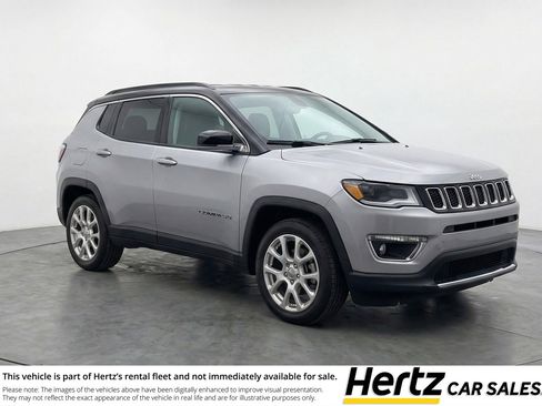 Used 2025 Jeep Compass Limited image 1