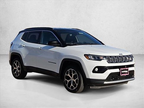 Used 2024 Jeep Compass Limited AWD/4WD image 9