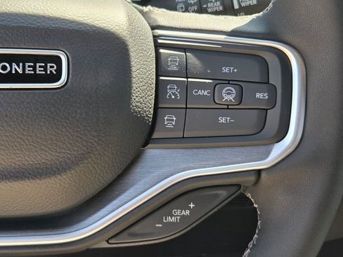 New 2026 Jeep Grand Wagoneer Limited AWD/4WD image 13