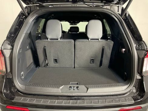 New 2026 Ford Explorer ST-Line w/ Premium Package RWD image 11