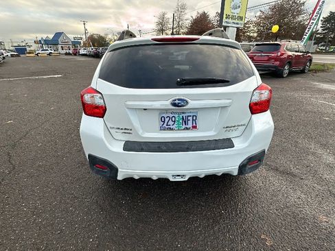 Used 2017 Subaru Crosstrek 2.0i Premium AWD/4WD image 5