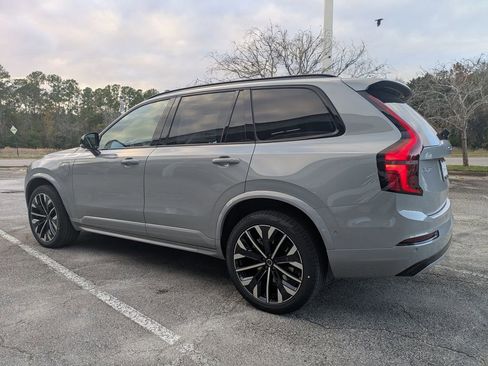 New 2026 Volvo XC90 T8 Ultra w/ Protection Package Premier AWD/4WD image 15
