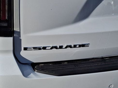 New 2026 Cadillac Escalade Sport w/ Touring Package image 18