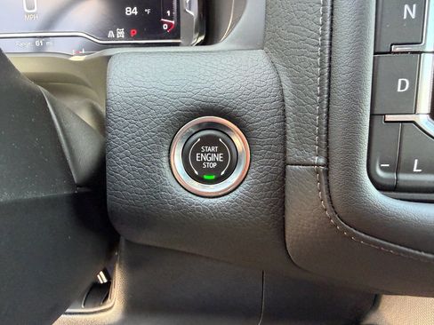 Used 2023 GMC Yukon Denali AWD/4WD image 25