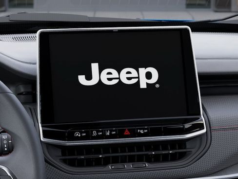 New 2026 Jeep Compass Trailhawk w/ Sun, Sound & Navigation Group AWD/4WD image 44