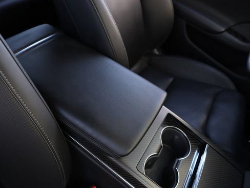 Used 2022 Tesla Model S Plaid AWD/4WD image 53