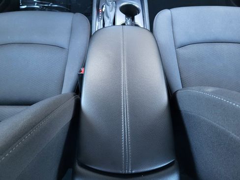 Used 2023 Chevrolet Malibu LT image 35