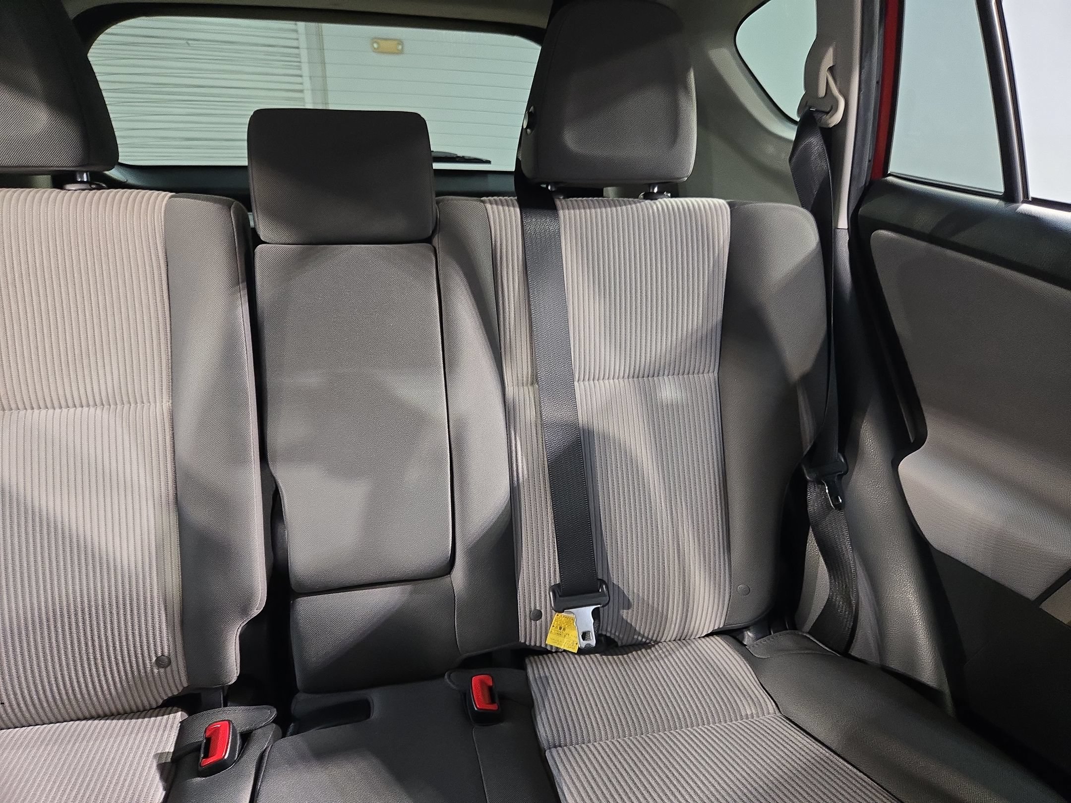 Used 2015 Toyota RAV4 LE FWD image 14