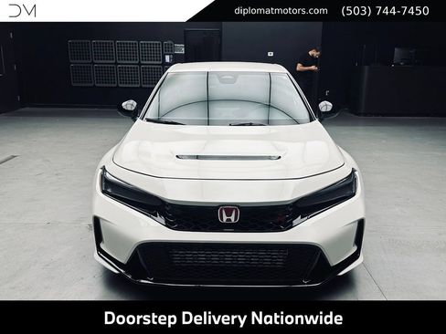 Used 2024 Honda Civic Type R image 12