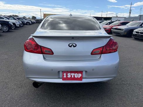Used 2011 INFINITI G37 Journey w/ Premium Pkg RWD image 4