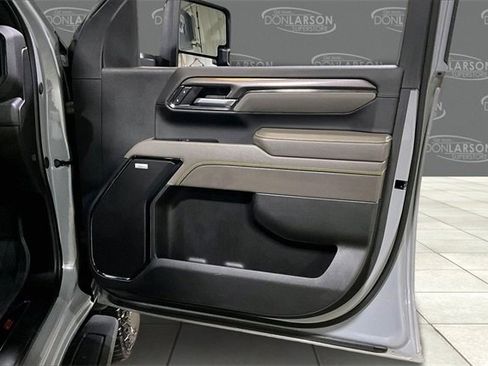 Certified 2024 Chevrolet Silverado 2500 ZR2 w/ Technology Package image 13