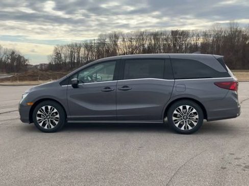 New 2026 Honda Odyssey Elite image 5