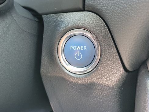 Used 2020 Toyota RAV4 XLE w/ Convenience Package AWD/4WD image 28