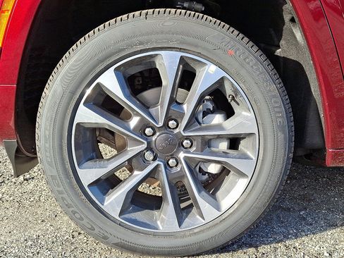 New 2025 Jeep Grand Cherokee Overland w/ Trailer Tow Package image 5