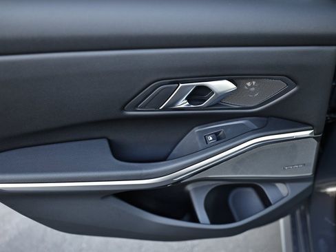 New 2026 BMW 330i Sedan w/ M Sport Package image 24