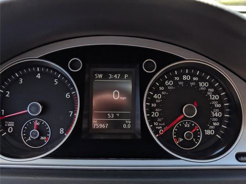 Used 2016 Volkswagen CC Sport image 27