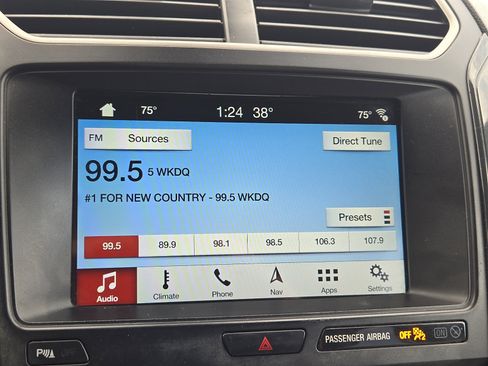 Used 2018 Ford Explorer XLT w/ Equipment Group 202A image 16