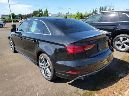 Used 2018 Audi A3 2.0T Premium Plus w/ Premium Plus Package FWD image 3