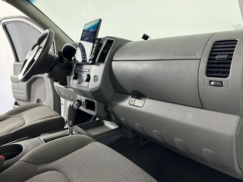 Used 2019 Nissan Frontier SV image 36