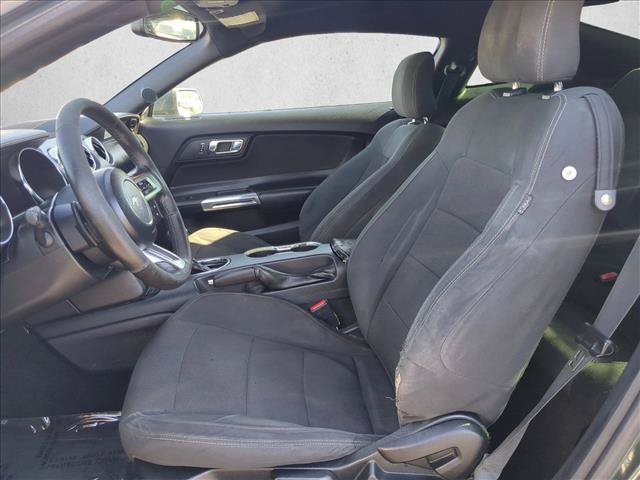 Used 2015 Ford Mustang Coupe RWD image 15