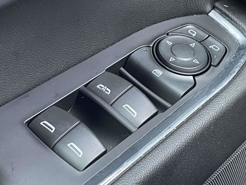 Certified 2024 Chevrolet Silverado 1500 RST AWD/4WD image 31