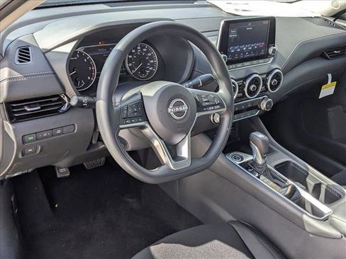 New 2025 Nissan Sentra SV image 3