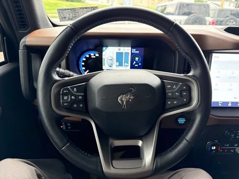 Certified 2024 Ford Bronco Outer Banks AWD/4WD image 17