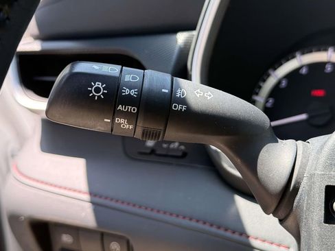Used 2023 Toyota Highlander XSE AWD/4WD image 21