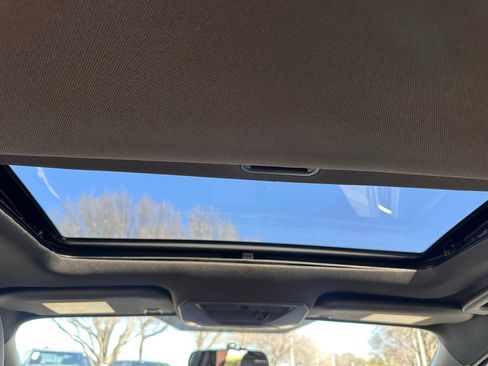 Used 2018 Ford Focus ST w/ Equipment Group 402A image 19