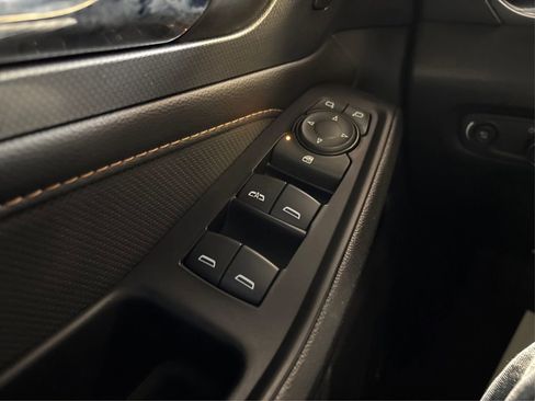 Used 2020 Chevrolet Traverse Premier w/ Redline Edition AWD/4WD image 36