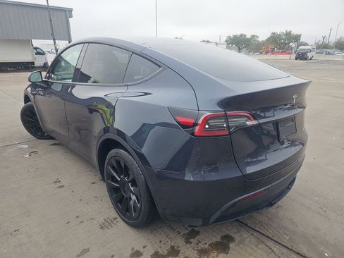 Used 2024 Tesla Model Y Long Range image 5