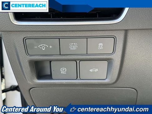 Used 2024 Hyundai Sonata SEL FWD image 18