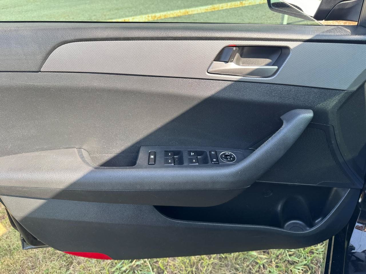 Used 2019 Hyundai Sonata SE FWD image 17