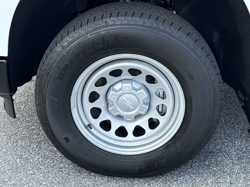 New 2025 Chevrolet Silverado 1500 W/T w/ Trailering Package image 28