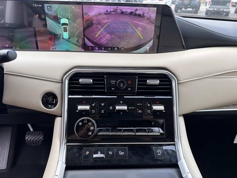 New 2026 Nissan Armada Platinum image 21