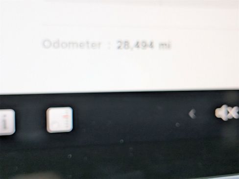 Used 2022 Tesla Model Y Long Range image 20