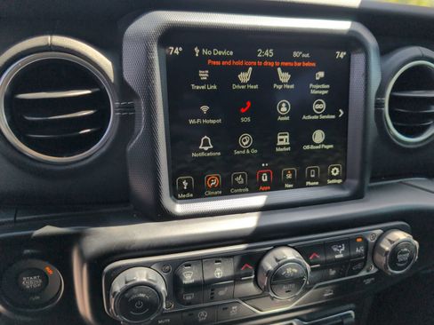 Used 2021 Jeep Gladiator Overland w/ Popular Equipment Package AWD/4WD image 13