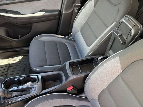 Used 2023 Chevrolet TrailBlazer LT FWD image 22