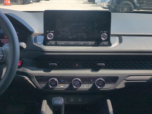 Used 2025 Honda Accord LX image 17