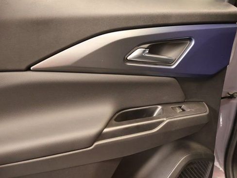 New 2026 Chevrolet Equinox EV LT image 26