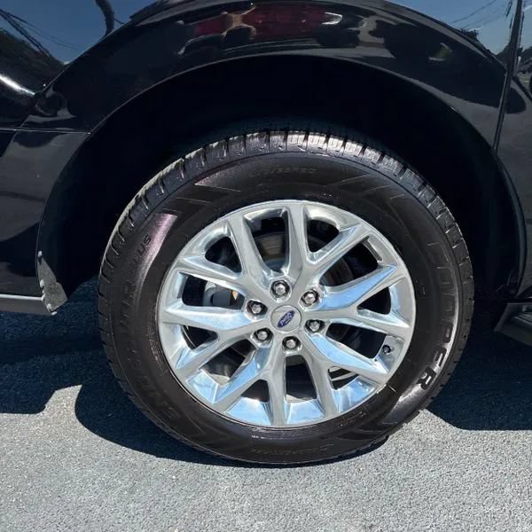 Used 2020 Ford Expedition Max XLT AWD/4WD image 18