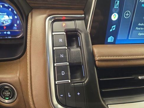 Used 2022 Chevrolet Tahoe High Country AWD/4WD image 30