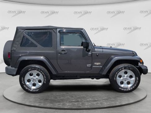 Used 2014 Jeep Wrangler Sahara w/ Connectivity Group AWD/4WD image 8