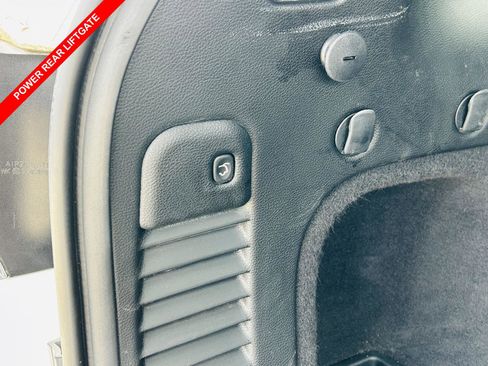 Used 2021 Jeep Grand Cherokee Laredo X image 9