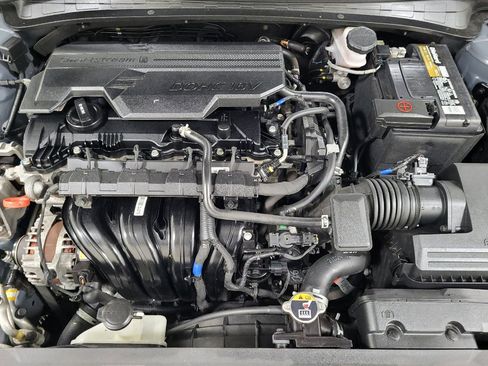 Used 2021 Hyundai Elantra SEL FWD image 30