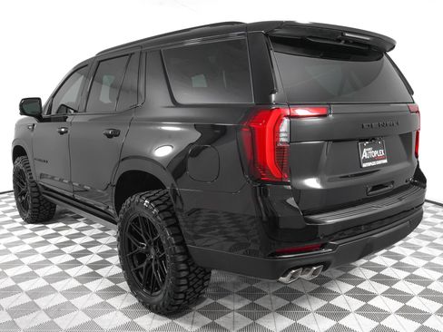 Used 2026 GMC Yukon Denali w/ Denali Reserve Package AWD/4WD image 7