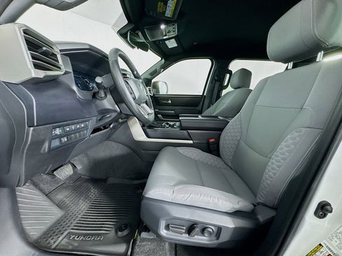 Used 2025 Toyota Tundra SR5 image 12