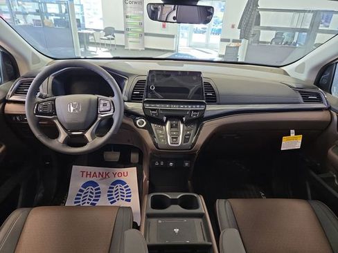 New 2026 Honda Odyssey Elite image 4