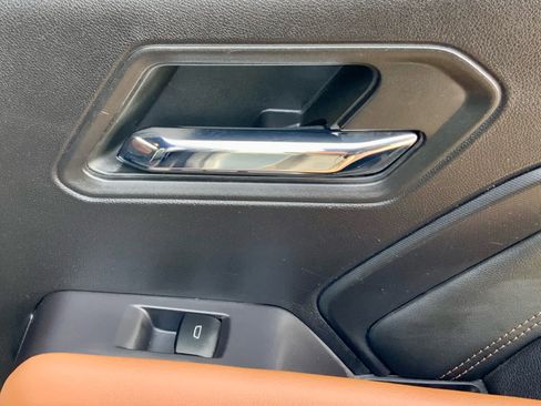 Used 2023 GMC Canyon AT4 w/ AT4 Premium Package image 60